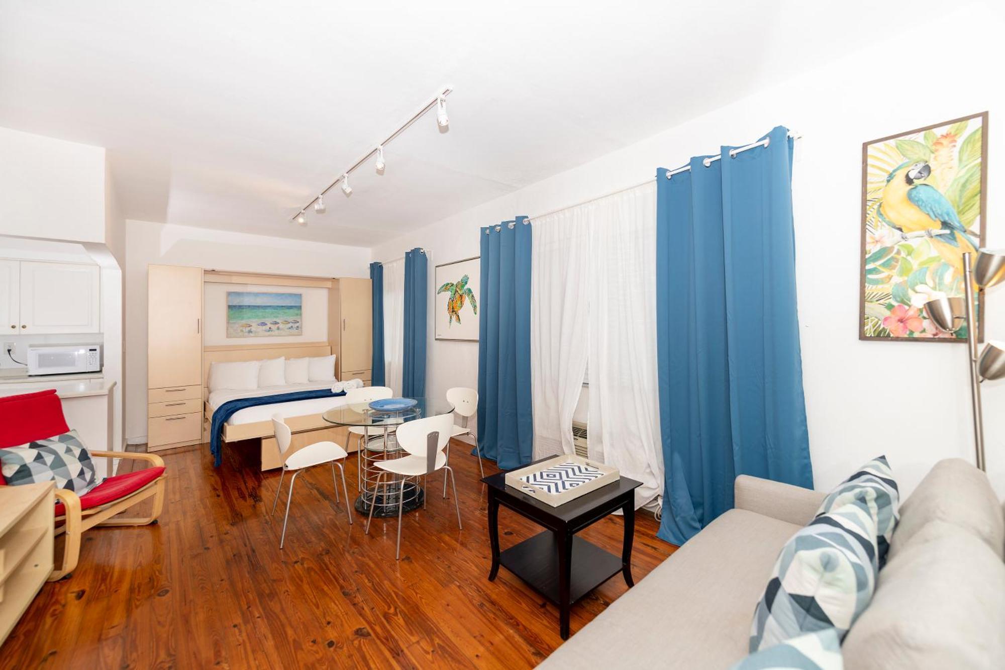 מיאמי ביץ' Apartments On Collins מראה חיצוני תמונה
