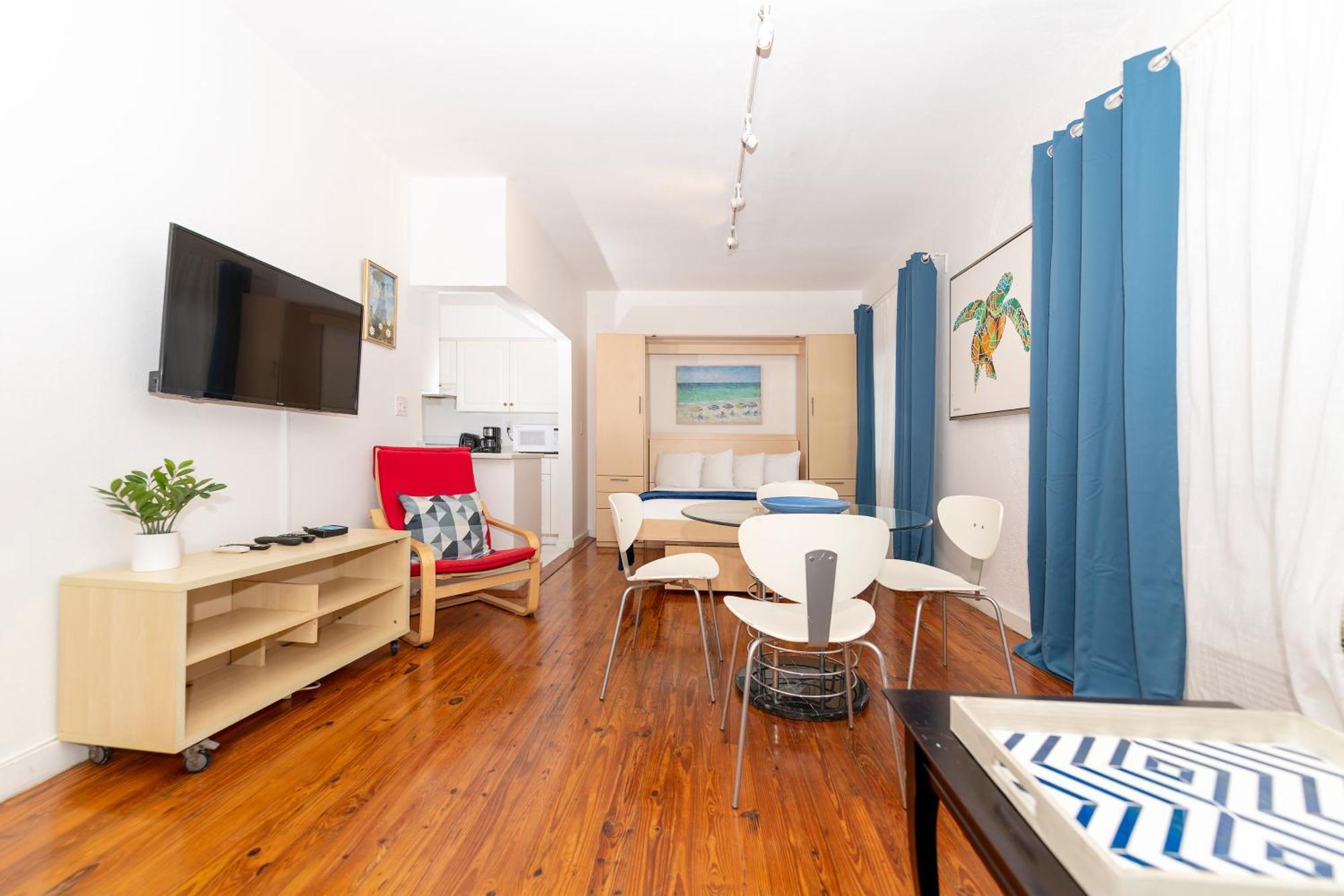 מיאמי ביץ' Apartments On Collins מראה חיצוני תמונה