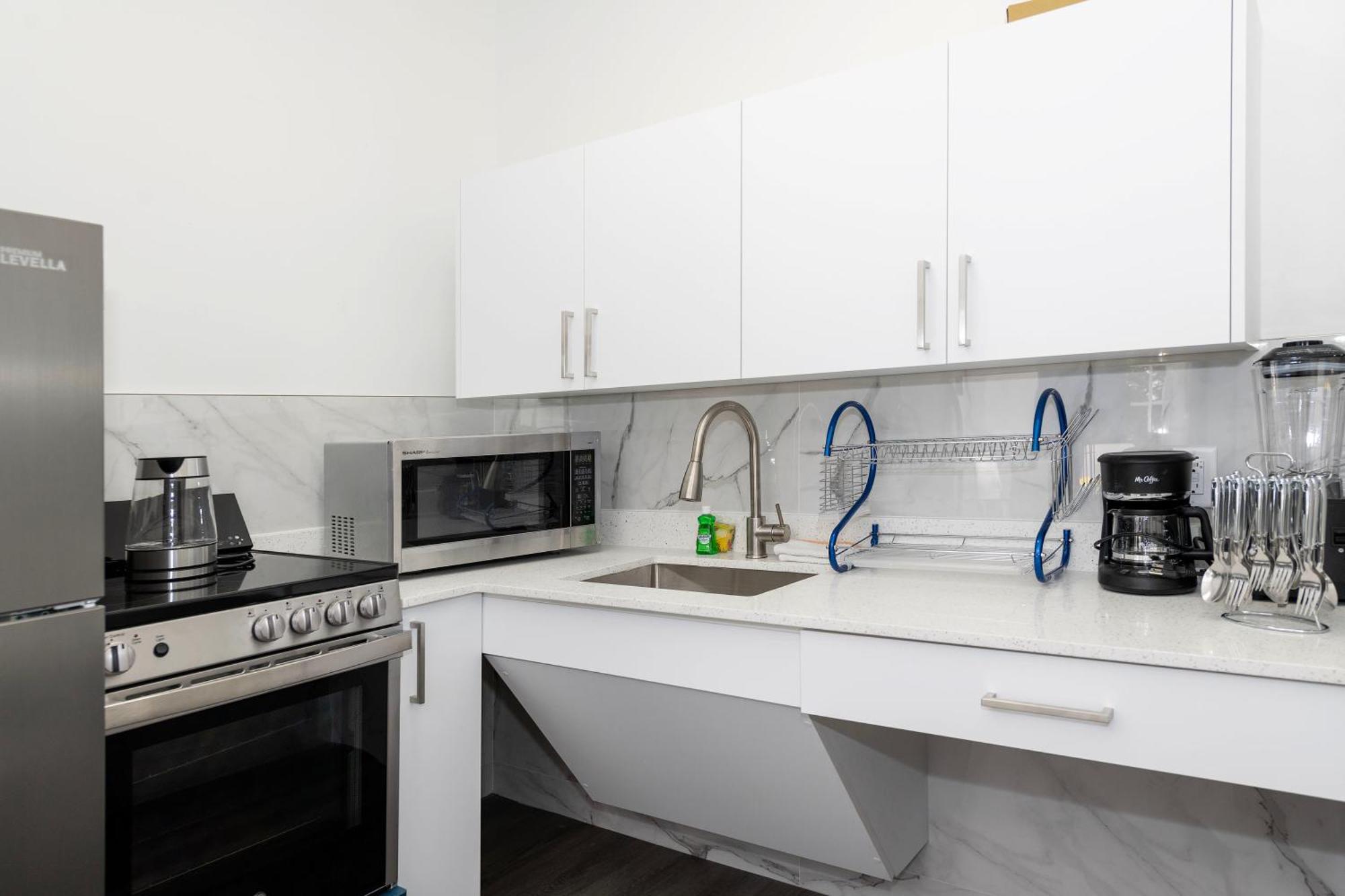 מיאמי ביץ' Apartments On Collins מראה חיצוני תמונה